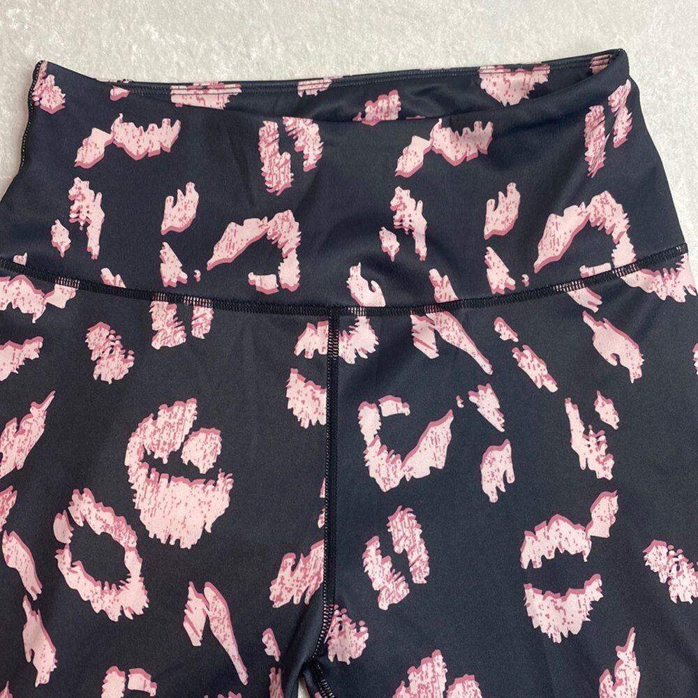 LA Society Pink and Black Cheetah leopard design Size XL